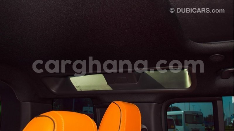 Big with watermark land rover defender ashanti import dubai 40646