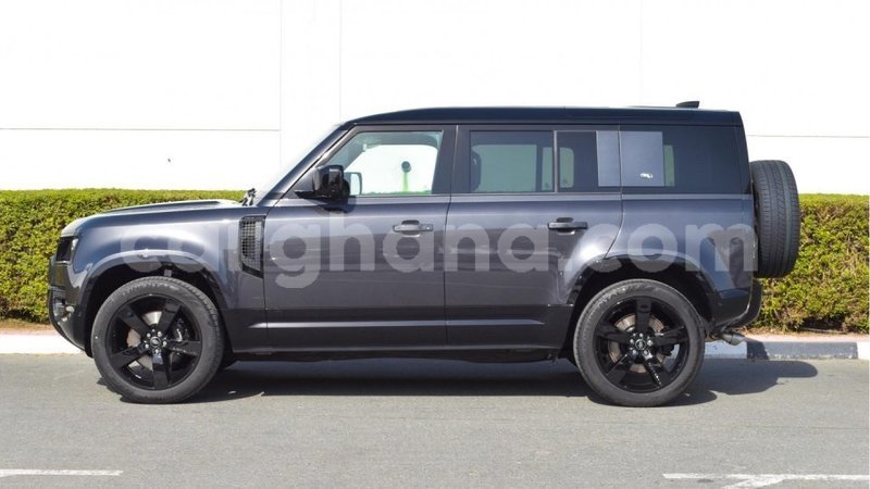 Big with watermark land rover defender ashanti import dubai 40647