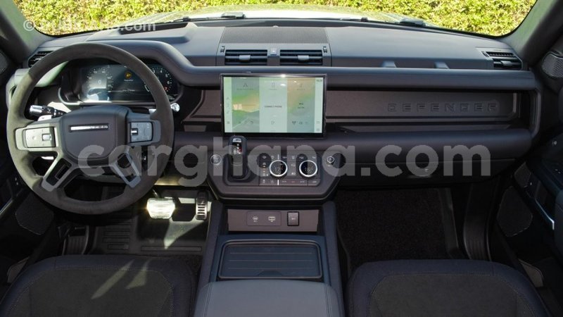 Big with watermark land rover defender ashanti import dubai 40647