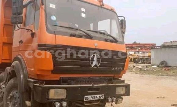Ra Àlòkù Mercedes‒Benz Tipper Miiran Ọkọ̀ akẹ́rù ńlá in Accra ni Greater Accra Ra Àlòkù Mercedes‒Benz Tipper Miiran Ọkọ̀ akẹ́rù ńlá in Accra ni Greater Accra