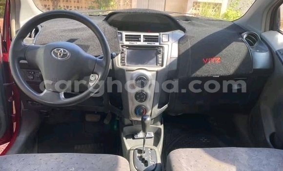 Ra Àlòkù Toyota Vitz Red Ọkọ̀ in Accra ni Greater Accra Ra Àlòkù Toyota Vitz Red Ọkọ̀ in Accra ni Greater Accra