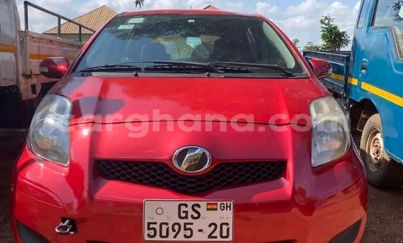 Ra Àlòkù Toyota Vitz Red Ọkọ̀ in Accra ni Greater Accra Ra Àlòkù Toyota Vitz Red Ọkọ̀ in Accra ni Greater Accra