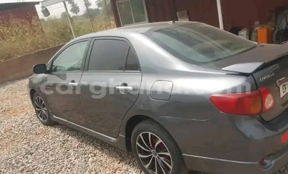 Ra Àlòkù Toyota Corolla Black Ọkọ̀ in Accra ni Greater Accra Ra Àlòkù Toyota Corolla Black Ọkọ̀ in Accra ni Greater Accra