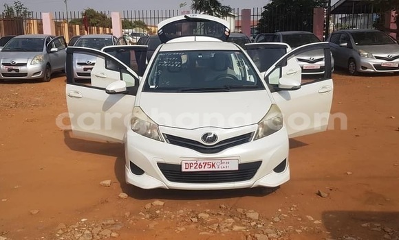 Buy Used Toyota Vitz White Car in Sekondi–Takoradi Metropolitan in Western