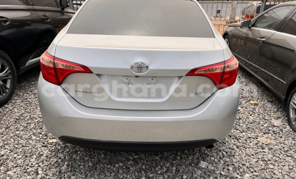 Ra Àlòkù Toyota Corolla Silver Ọkọ̀ in Tema ni Greater Accra Ra Àlòkù Toyota Corolla Silver Ọkọ̀ in Tema ni Greater Accra