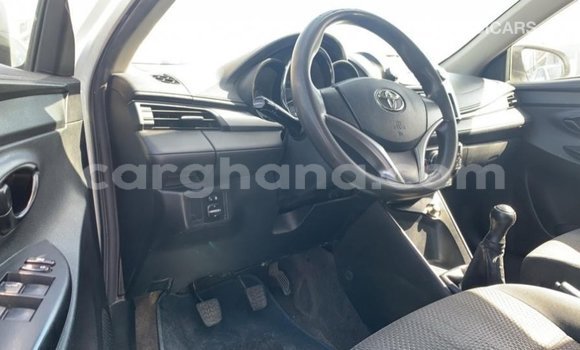 Ra Imported Toyota Yaris funfun Ọkọ̀ in Import - Dubai ni Ashanti Ra Imported Toyota Yaris funfun Ọkọ̀ in Import - Dubai ni Ashanti