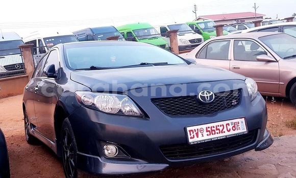 Buy Used Toyota Corolla Beige Car in Sekondi–Takoradi Metropolitan in Western