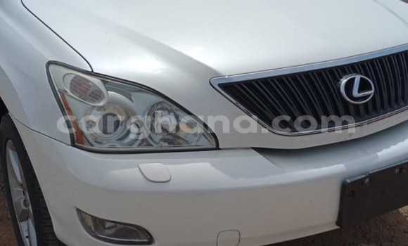 Sayi Na hannu Lexus RX 350 White Mota in Tema a Greater Accra