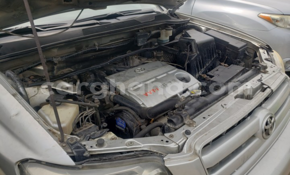 Buy Used Toyota Highlander Silver Car in Tema in Greater Accra Buy Used Toyota Highlander Silver Car in Tema in Greater Accra