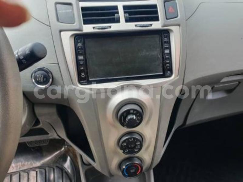 Big with watermark toyota vitz greater accra tema 40747