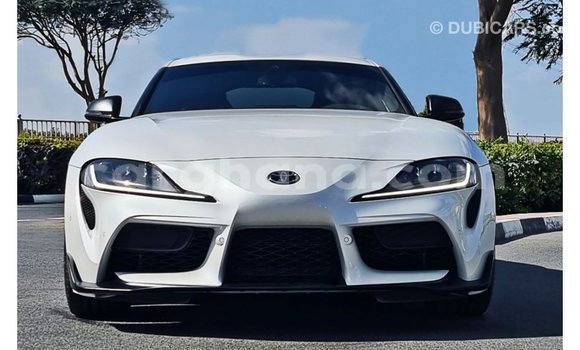 Sayi Imported Toyota IST White Mota in Import - Dubai a Ashanti Sayi Imported Toyota IST White Mota in Import - Dubai a Ashanti