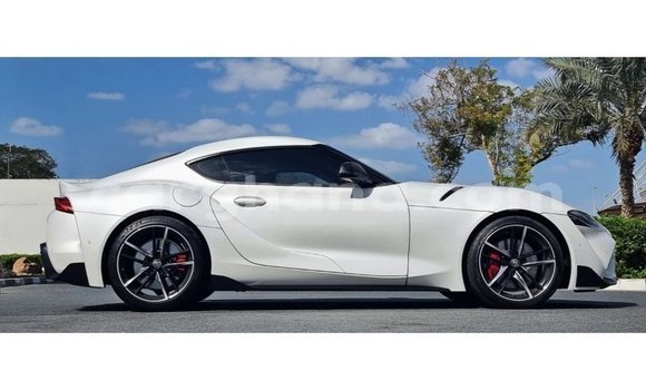 Sayi Imported Toyota IST White Mota in Import - Dubai a Ashanti Sayi Imported Toyota IST White Mota in Import - Dubai a Ashanti