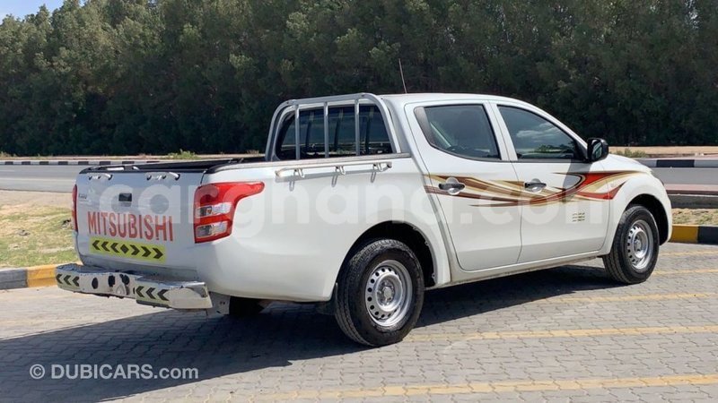 Big with watermark mitsubishi l200 ashanti import dubai 40765