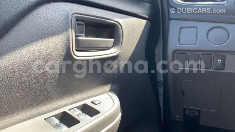 Big with watermark mitsubishi l200 ashanti import dubai 40765