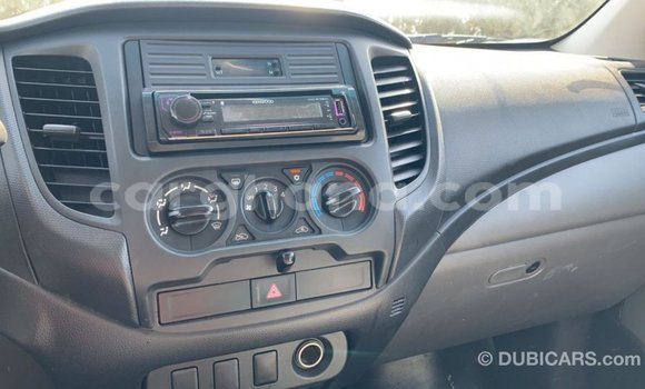 Ra Imported Mitsubishi L200 funfun Ọkọ̀ in Import - Dubai ni Ashanti Ra Imported Mitsubishi L200 funfun Ọkọ̀ in Import - Dubai ni Ashanti