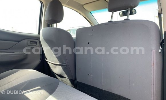 Ra Imported Mitsubishi L200 funfun Ọkọ̀ in Import - Dubai ni Ashanti Ra Imported Mitsubishi L200 funfun Ọkọ̀ in Import - Dubai ni Ashanti