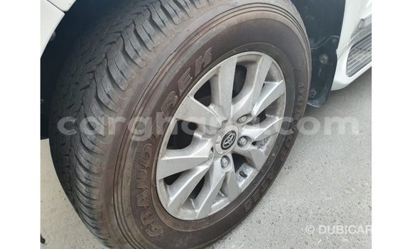 Ra Imported Toyota Land Cruiser funfun Ọkọ̀ in Import - Dubai ni Ashanti Ra Imported Toyota Land Cruiser funfun Ọkọ̀ in Import - Dubai ni Ashanti