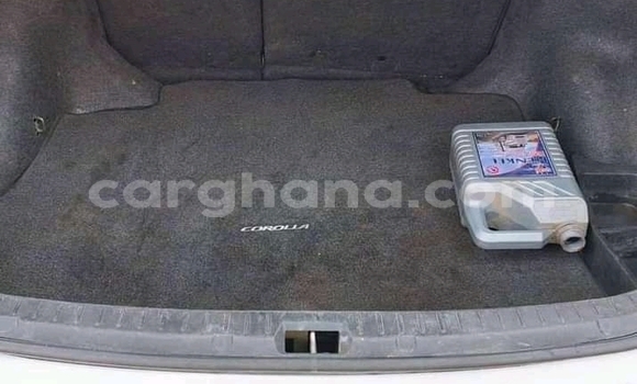 Ra Àlòkù Toyota Corolla funfun Ọkọ̀ in Accra ni Greater Accra Ra Àlòkù Toyota Corolla funfun Ọkọ̀ in Accra ni Greater Accra