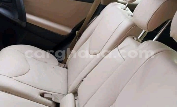 Buy Used Toyota RAV4 White Car in Accra in Greater Accra Buy Used Toyota RAV4 White Car in Accra in Greater Accra