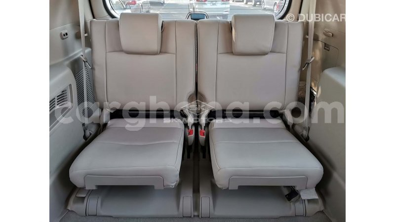 Big with watermark toyota prado ashanti import dubai 40805