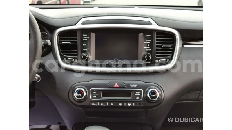 Big with watermark kia sorento ashanti import dubai 40807