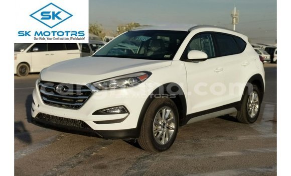 Sayi Imported Hyundai Tucson White Mota in Import - Dubai a Ashanti Sayi Imported Hyundai Tucson White Mota in Import - Dubai a Ashanti