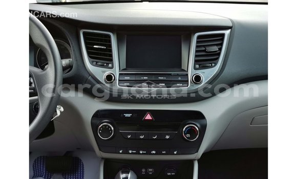 Sayi Imported Hyundai Tucson White Mota in Import - Dubai a Ashanti Sayi Imported Hyundai Tucson White Mota in Import - Dubai a Ashanti
