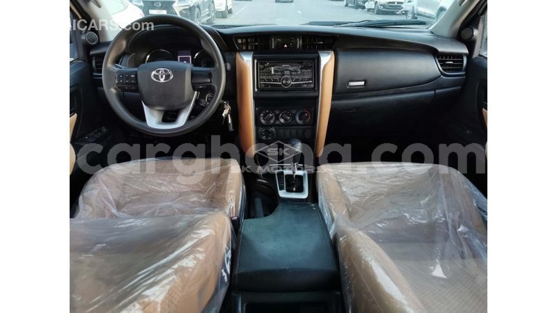 Big with watermark toyota fortuner ashanti import dubai 40816