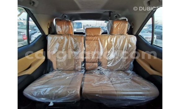 Buy Import Toyota Fortuner White Car in Import - Dubai in Ashanti Buy Import Toyota Fortuner White Car in Import - Dubai in Ashanti