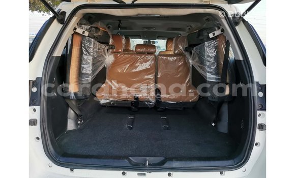 Buy Import Toyota Fortuner White Car in Import - Dubai in Ashanti Buy Import Toyota Fortuner White Car in Import - Dubai in Ashanti
