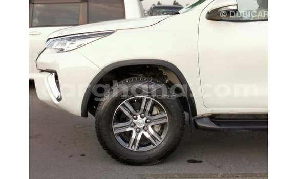 Buy Import Toyota Fortuner White Car in Import - Dubai in Ashanti Buy Import Toyota Fortuner White Car in Import - Dubai in Ashanti