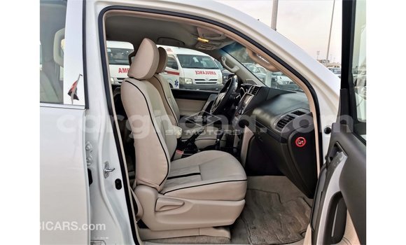 Ra Imported Toyota Prado funfun Ọkọ̀ in Import - Dubai ni Ashanti Ra Imported Toyota Prado funfun Ọkọ̀ in Import - Dubai ni Ashanti