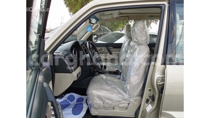 Big with watermark mitsubishi pajero ashanti import dubai 40819