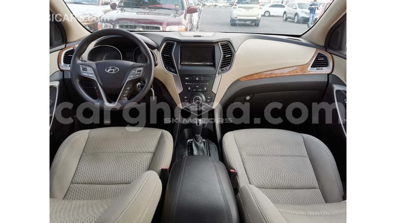 Big with watermark hyundai santa fe ashanti import dubai 40823