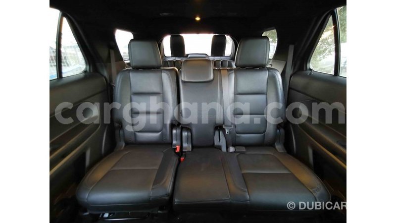 Big with watermark ford explorer ashanti import dubai 40824