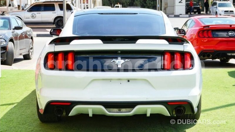 Big with watermark ford mustang ashanti import dubai 40825