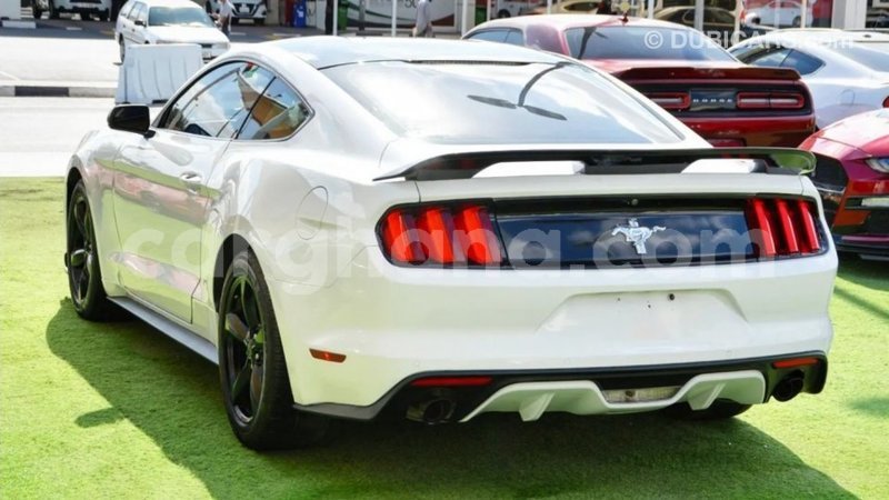 Big with watermark ford mustang ashanti import dubai 40825