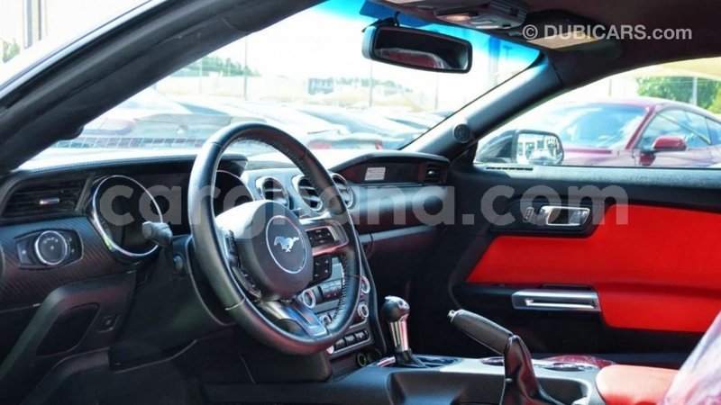 Big with watermark ford mustang ashanti import dubai 40825