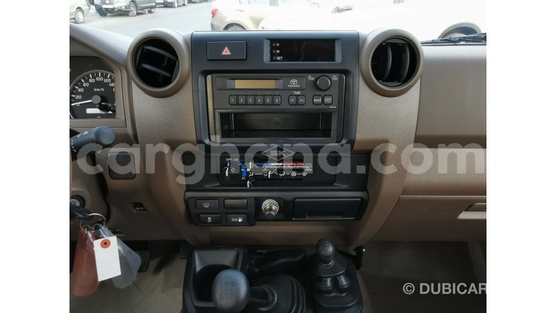 Big with watermark toyota land cruiser ashanti import dubai 40826