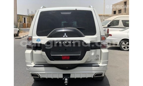Buy Import Mitsubishi Pajero White Car in Import - Dubai in Ashanti Buy Import Mitsubishi Pajero White Car in Import - Dubai in Ashanti