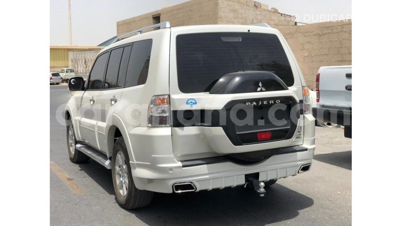 Big with watermark mitsubishi pajero ashanti import dubai 40827