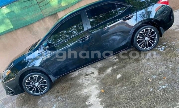 Ra Àlòkù Toyota Corolla Black Ọkọ̀ in Accra ni Greater Accra Ra Àlòkù Toyota Corolla Black Ọkọ̀ in Accra ni Greater Accra