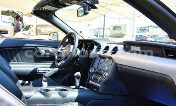 Ra Imported Ford Mustang Miiran Ọkọ̀ in Import - Dubai ni Ashanti Ra Imported Ford Mustang Miiran Ọkọ̀ in Import - Dubai ni Ashanti