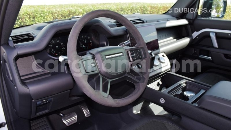 Big with watermark land rover defender ashanti import dubai 40879