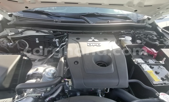 Sayi Sabo Mitsubishi L200 White Mota in Accra a Greater Accra Sayi Sabo Mitsubishi L200 White Mota in Accra a Greater Accra