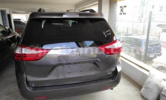 Sayi Na hannu Toyota Sienna Sauran Mota in Tema a Greater Accra Sayi Na hannu Toyota Sienna Sauran Mota in Tema a Greater Accra