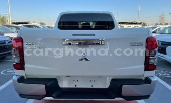 Sayi Na hannu Mitsubishi L200 Sauran Mota in Tema a Greater Accra Sayi Na hannu Mitsubishi L200 Sauran Mota in Tema a Greater Accra