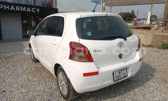 Buy Used Toyota Vitz White Car in Accra in Greater Accra Buy Used Toyota Vitz White Car in Accra in Greater Accra