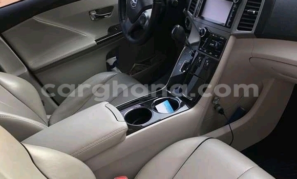Buy Used Toyota Venza White Car in Accra in Greater Accra Buy Used Toyota Venza White Car in Accra in Greater Accra