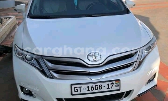 Buy Used Toyota Venza White Car in Accra in Greater Accra Buy Used Toyota Venza White Car in Accra in Greater Accra